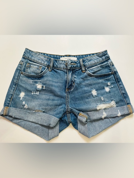Hidden Jeans Pants - Hidden Jeans Rolled-Hem Distressed Denim Shorts - Blue